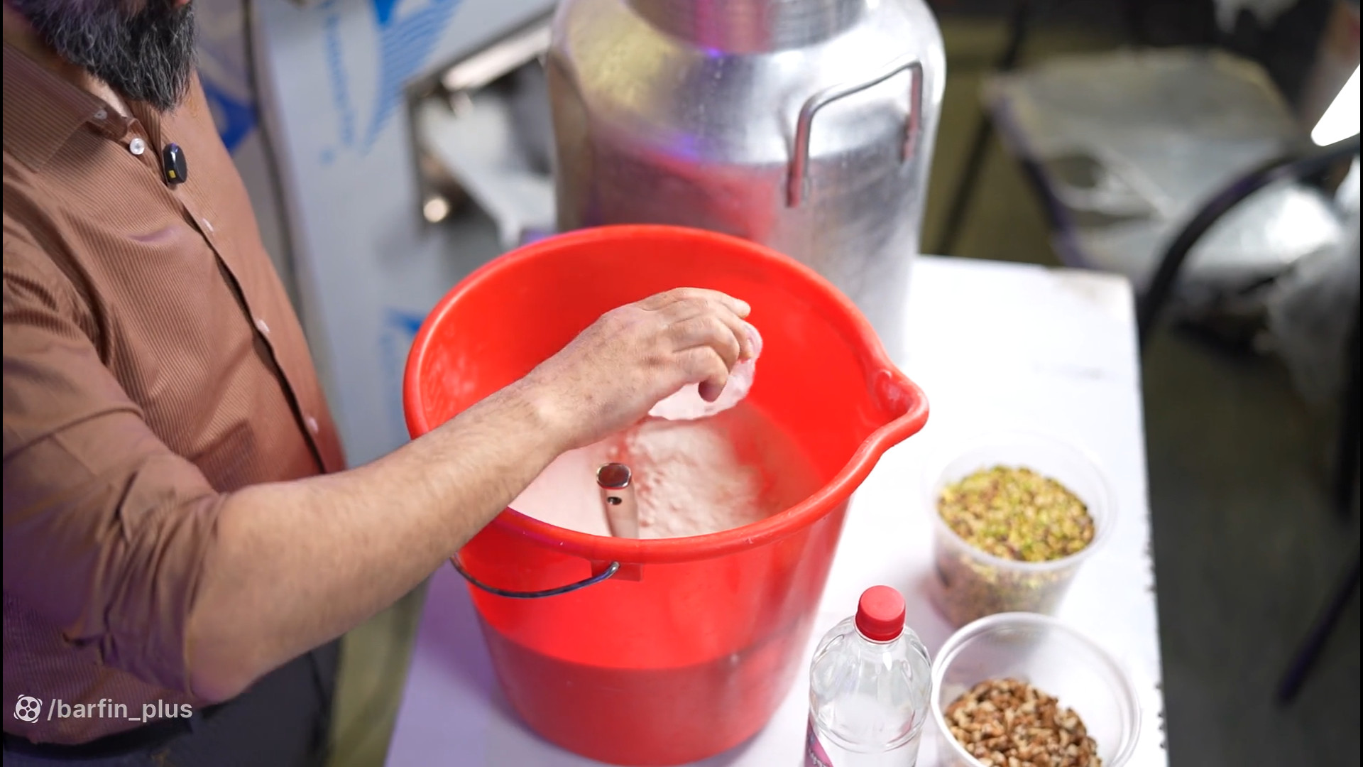 مواد لازم بستنی سنتی